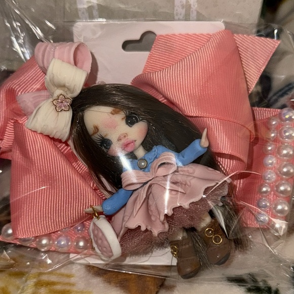 Handmade Hair Bows Disney, Pixar assorted light weight - Picture 3 of 4